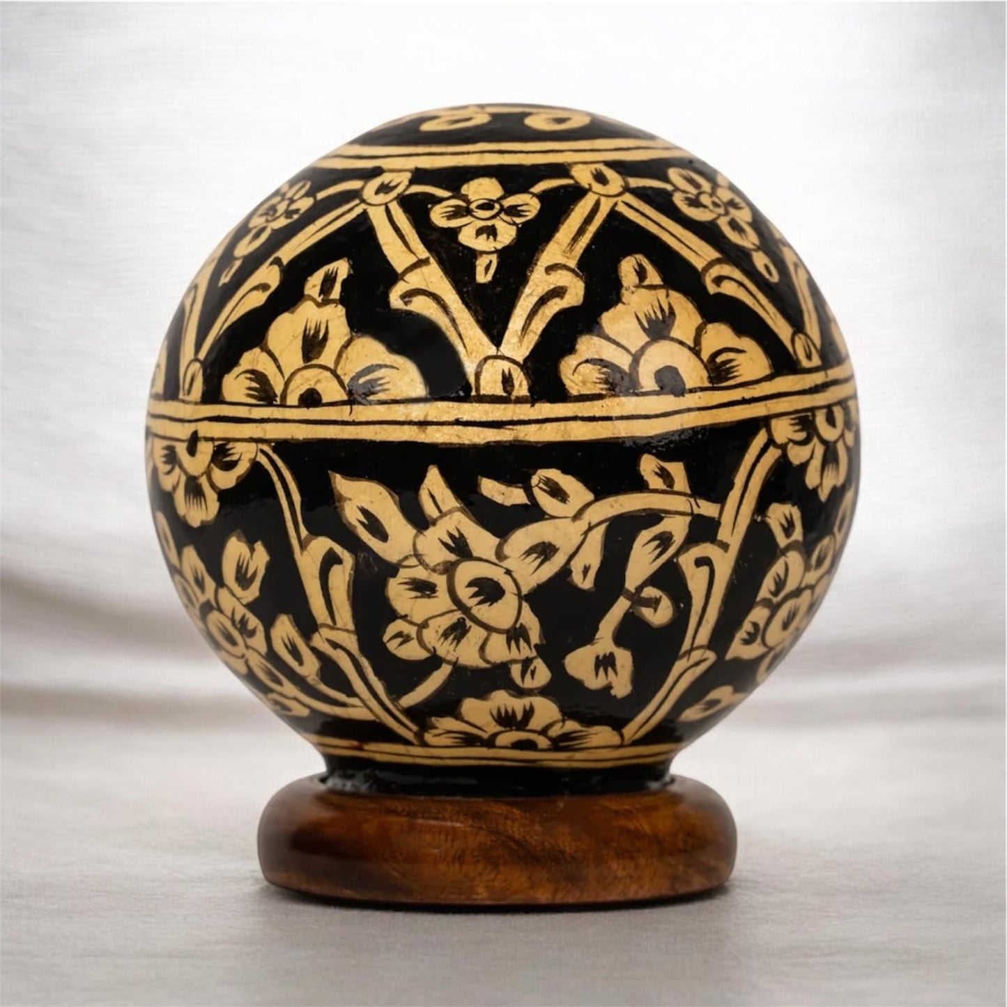Camel Skin Round Lamp