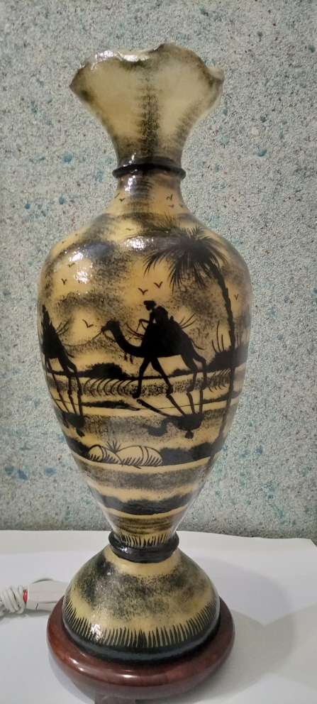 Vase Corner lamp